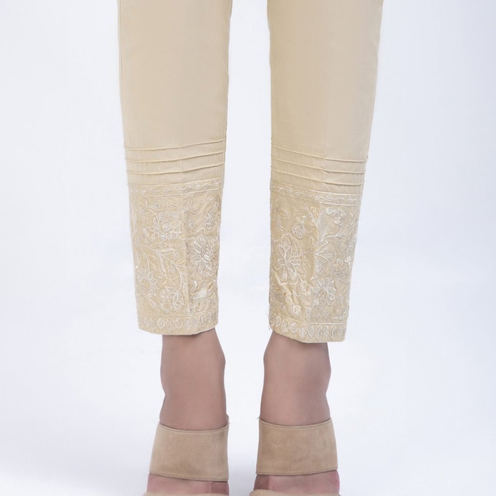 NWT Sapphire Tapered Beige Trousers